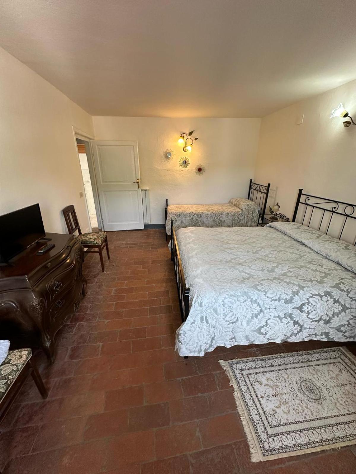 Casa Garibaldi Hotel Pontremoli Luaran gambar
